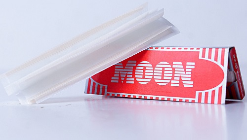 Regular Short Red Custom Rolling Paper - Moon Smoking 4 3 2022